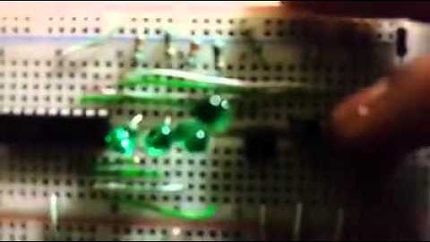 Apagar y prende 4 leds con push en MPLAB