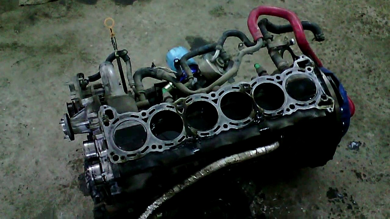 Nissan Skyline (RB25DET) - Небольшая поломочка. Nissan Skyline (RB25DET) - Небольшая поломочка.