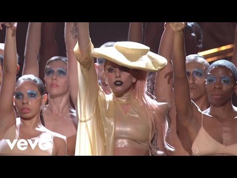 Lady Gaga - Born This Way (GRAMMYs on CBS)