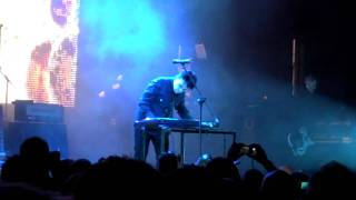 Gary Numan - Random - Pleasure Principle Live - Indigo2 - London - Dec 09 - HD