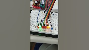 單晶片微處理機實習 廣告燈實習