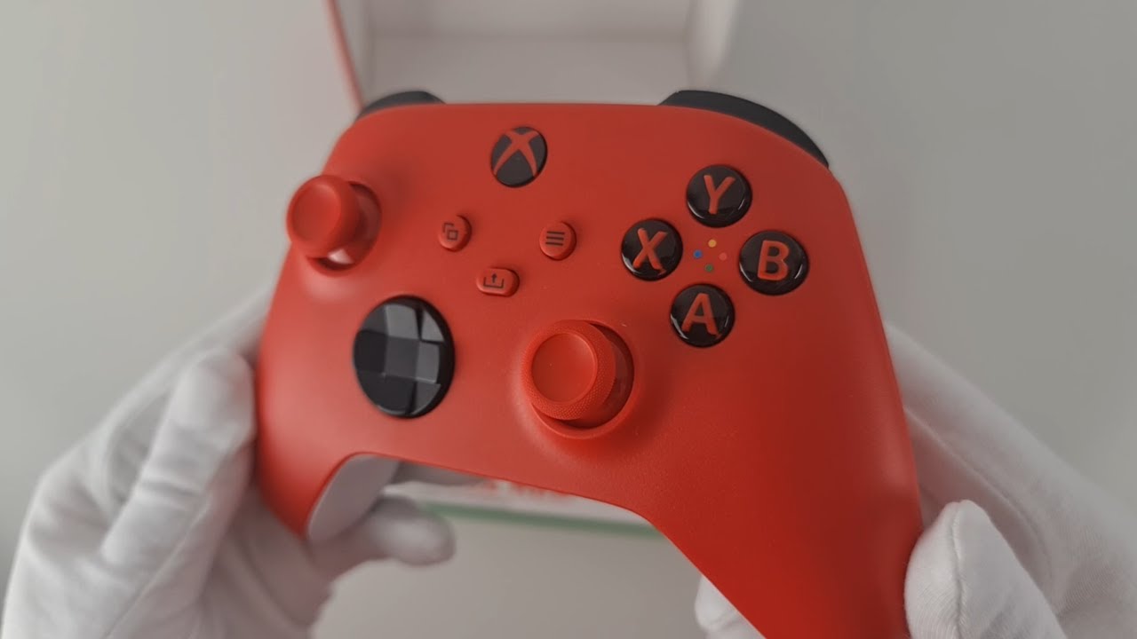 Xbox Core Wireless Controller – Pulse Red