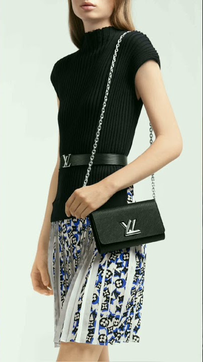 Gorgeous Authentic Louis Vuitton Black Epi Twist Belt Chain Wallet  Crossbody Bag