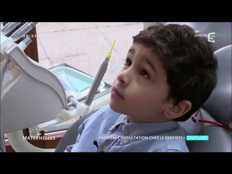 Vidéo: Comment les dentistes soignent les dents de leurs tout-petits