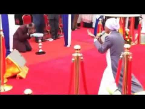 Damu ya yesu husafisha kabisa worshipping song