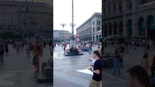 Duomo Square: Milan’s Walking Beauties