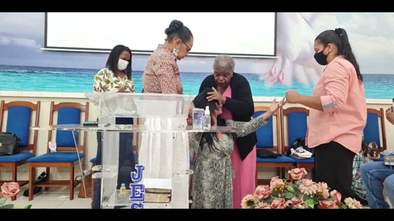 Shirley Carvalhaes - Recebendo Profecias