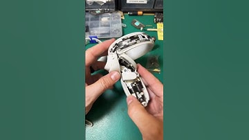Disassembling the Quest 2 Controller. #virtualreality #oculus #quest2 #repair #diy #tech