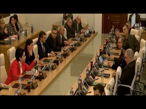 ხმაური ბიუროს სხდომაზე