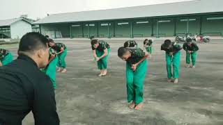 TNI LATIHAN PSHT OLEH DENNY APRISANI