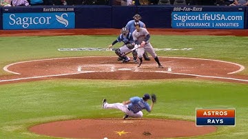 HOU@TB: Moore falls down to snag a sharp comebacker