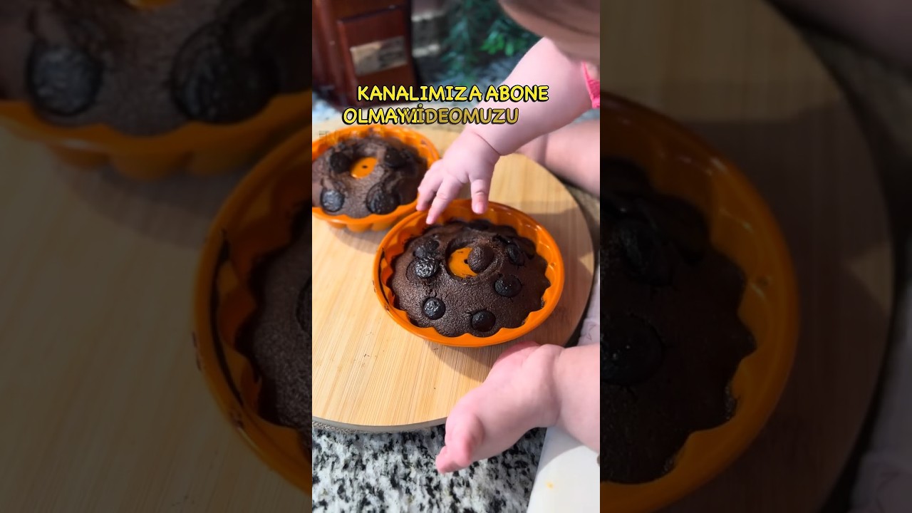 Dünyanın En Tatlı Kek Şefiyle Tanışın! 👶🧁 Dünyanın En Tatlı Kek Şefiyle Tanışın! 👶🧁