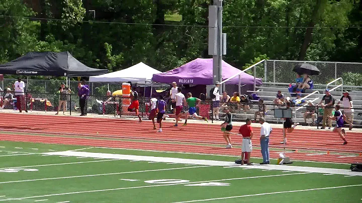 2015 District Jefferson City MO 400M Eric Hughey 4...