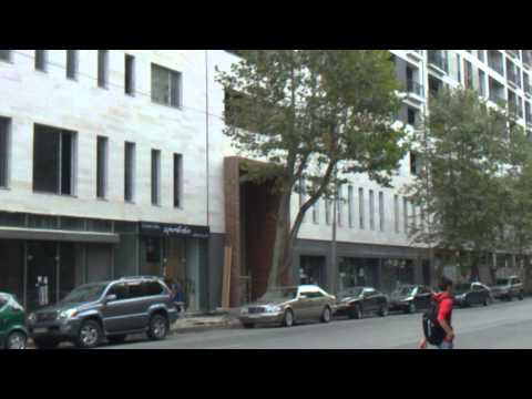 nice building at saburtalo street-სასიამოვნო შენობა საბურთალოზე.