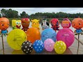 Wow !! Menemukan Balon Berhadiah Kejutan & Balon Karakter Di Air, Meletuskan Balon Besar Berhadiah