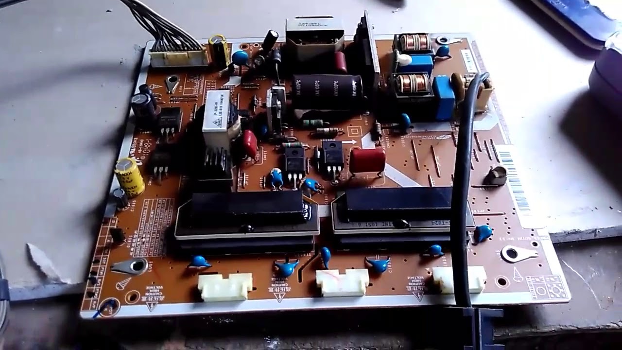 Memperbaiki TV lcd Toshiba ( 24 PB1E ) mati total 