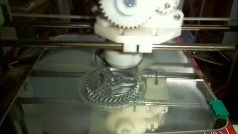 Timelapse: LargeHerringBoneFinalMendel90.gcode