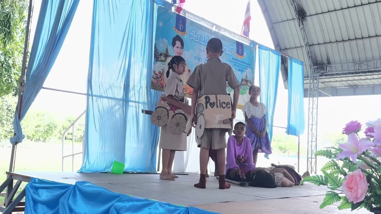 การแสดงวันแม่ “ก่องข้าวน้อยฆ่าแม่” นำแสดงโดยนักเรียนชั้น ป.5 ฝึกซ้อมโดยคุณครูกรรณิการ์ (ครูเปิ้ล) 
