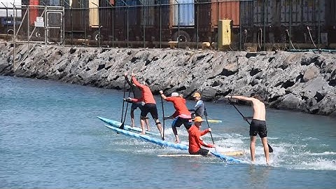 Paddle up foil race