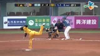 20130719 CPBL 猿 V.S 象 1上 陳江和迅速趨前接傳 成功刺殺林智平
