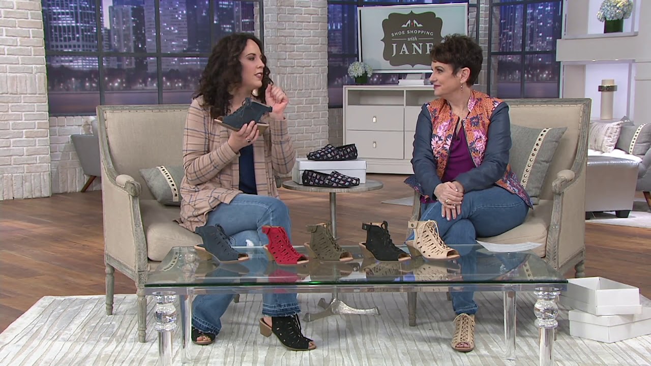 earth nubuck sandals