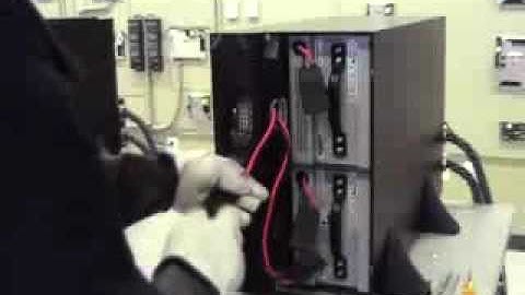 GXT2 10kVA Removal & Replacement of the Battery Module