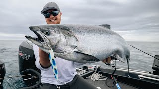 KING Salmon Fishing on Lake Michigan (The Silver Fish Documentary)