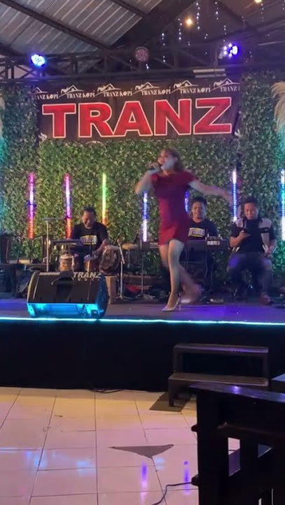 Biduan Waria Salto Ngakak #shorts #viral #wariasexyindonesia