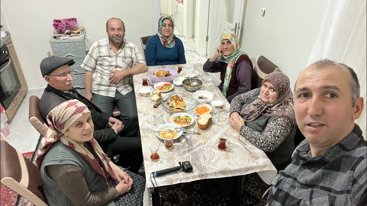 Bugün sütlaç tereyağı kuru fasülye kavurması öğlen yemeği kayınçıda akşam sohbeti