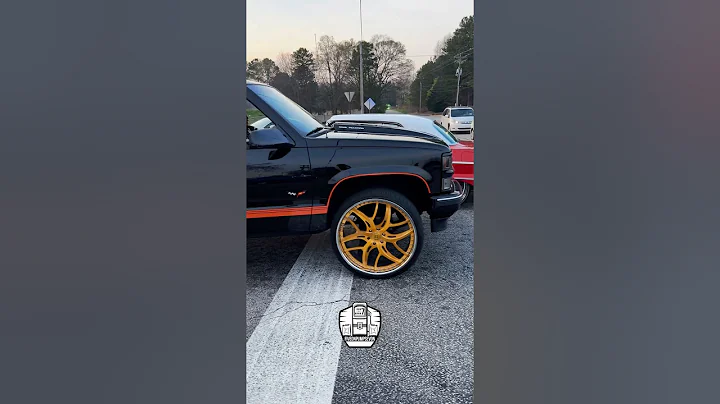 OBS short bed sitting in 26 inch Rucci wheels