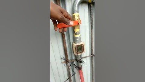 Water meter for W/C ratio control for manual concreting