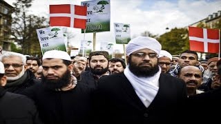 Dinamarca -«Câmera Oculta Capta Imã ensinando Sharia de Apedrejamento e Flagelação»