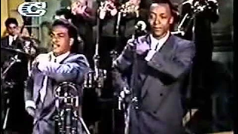 Oiga, Mire, Vea - Guayacán Orquesta (Letra Video )