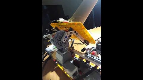 Sun Light Robotic Tracking, showing both EV3 Mindstorms plus Raspberry PI