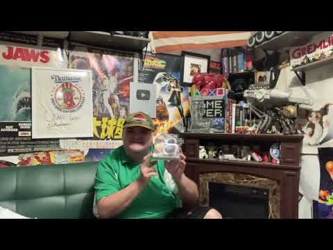 Beystation.com Halloween unboxing beyblades let it rip