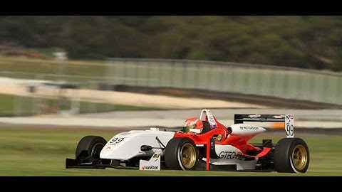 Ryan Astley in the 99 Motorsport VW powered Dallara F3 at WINTON, supported by KCK Lubricants