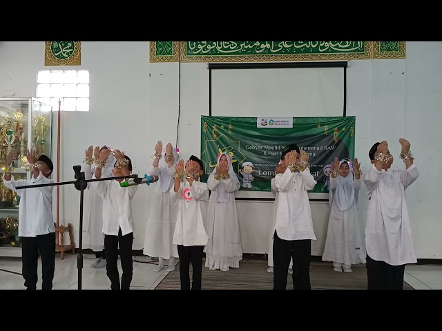 LOMBA SHOLAWAT - Kelas 4 Ummu Kultsum class=