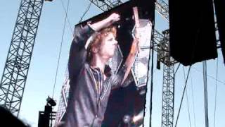 Muse - Knights of Cydonia [Live @ Kaisaniemi Park, Helsinki 19/07/2010]