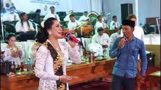 Sinom Nyamat Juragan Sapi Ft. Ida Lala #idalala #sapi #boyolali #music #campursari #fypyoutube #fyp