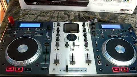 how to hook up a numark Dj mixer