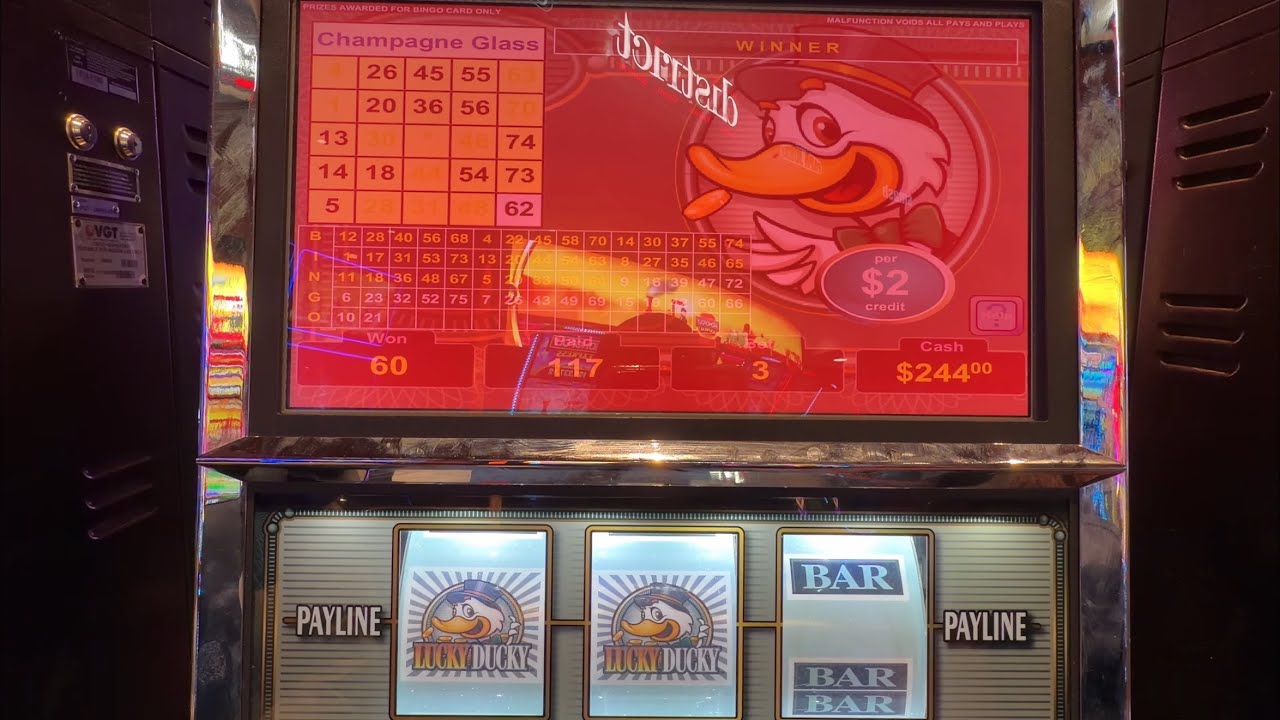 $2 Lucky Ducky Never Fails Me! #casino #redscreen #casino #slot #gambling 