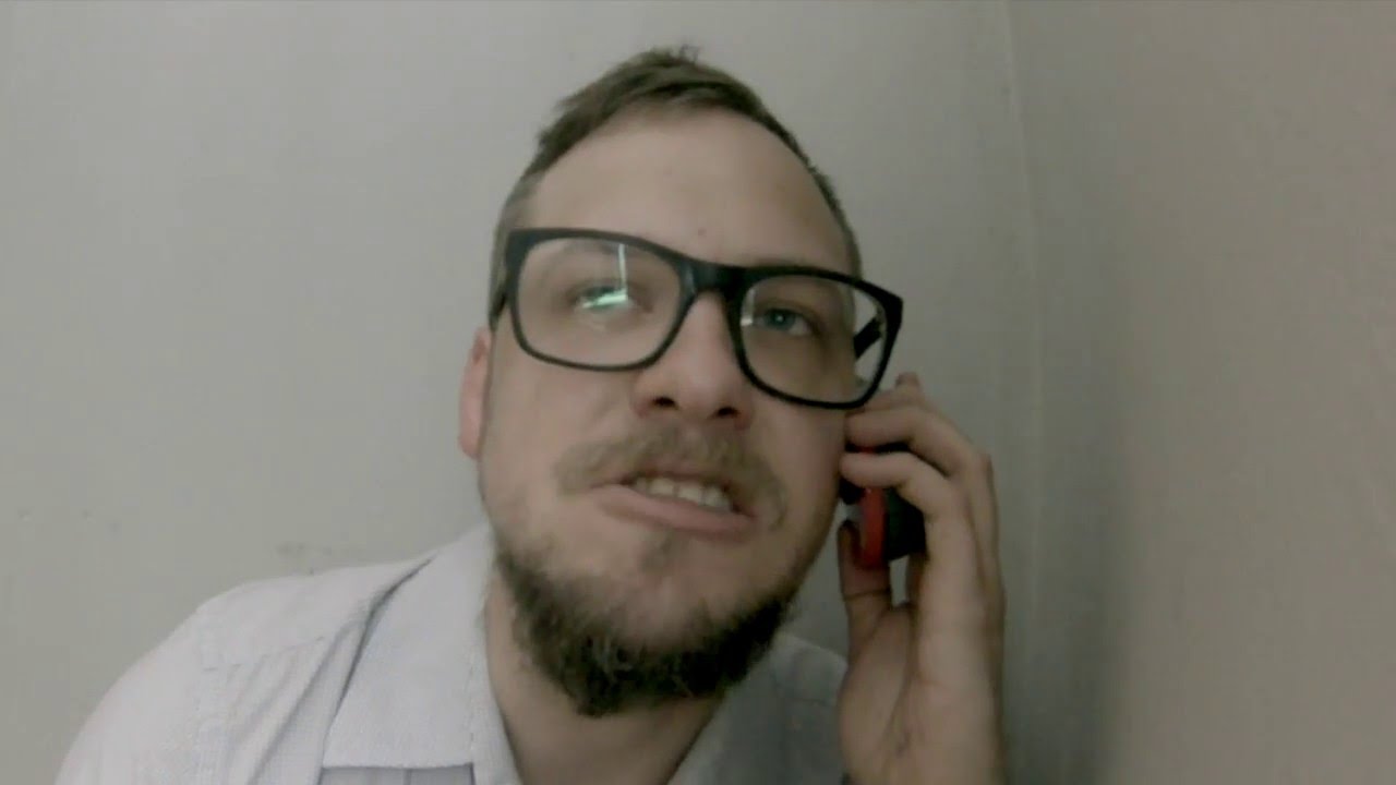 BĚŽNÝ DEN V ŽIVOTĚ ALBERT SECURITY - YouTube