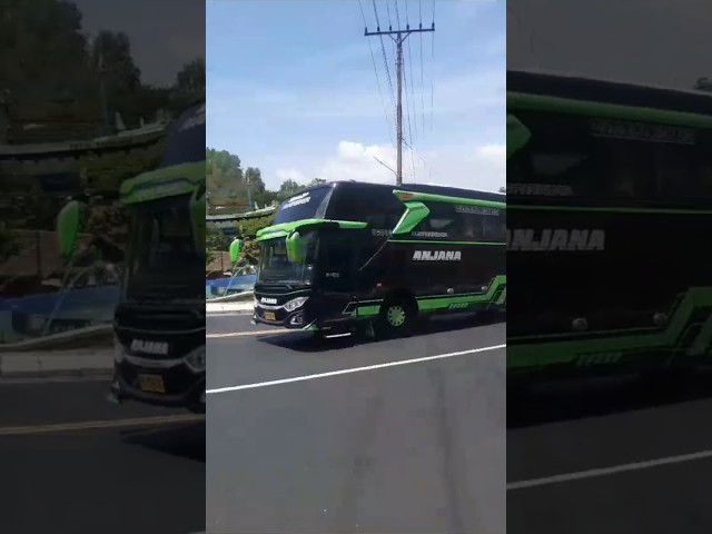 Bus telolet basuri v3 slowmo #busmania #busmalam #bus class=