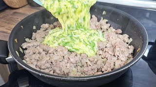 A quick dinner for the whole family! Delicious meat pie in the pan!