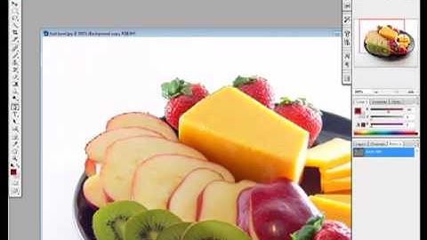 Photoshop Basics - Using The Pen Tool To Cut Images Out.