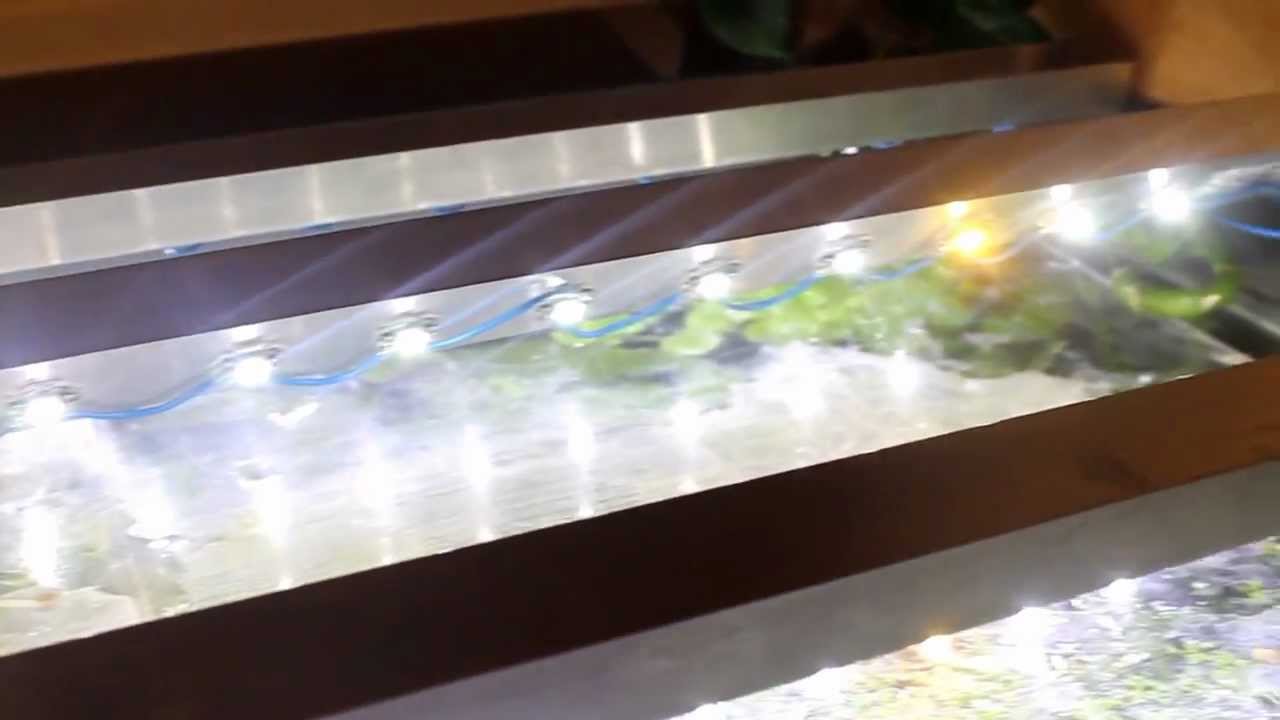 Deckenkasten für beleuchtung selber bauen – sehremini Moderne wohnwand mit aquarium