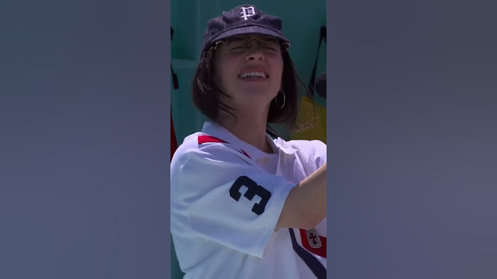 Billie Eilish sing Birds Of A Feather in Olympic Paris 2024❤️