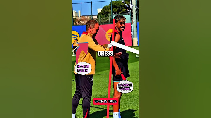 Hansi Flick teaches Lamine Yamal how to put on pants🤣 #football #lamineyamal