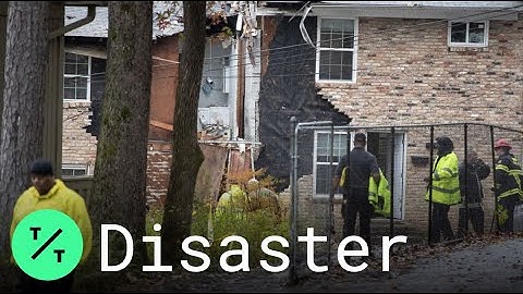 2 Killed After Small Plane Crashes into Townhouse Near Atlanta