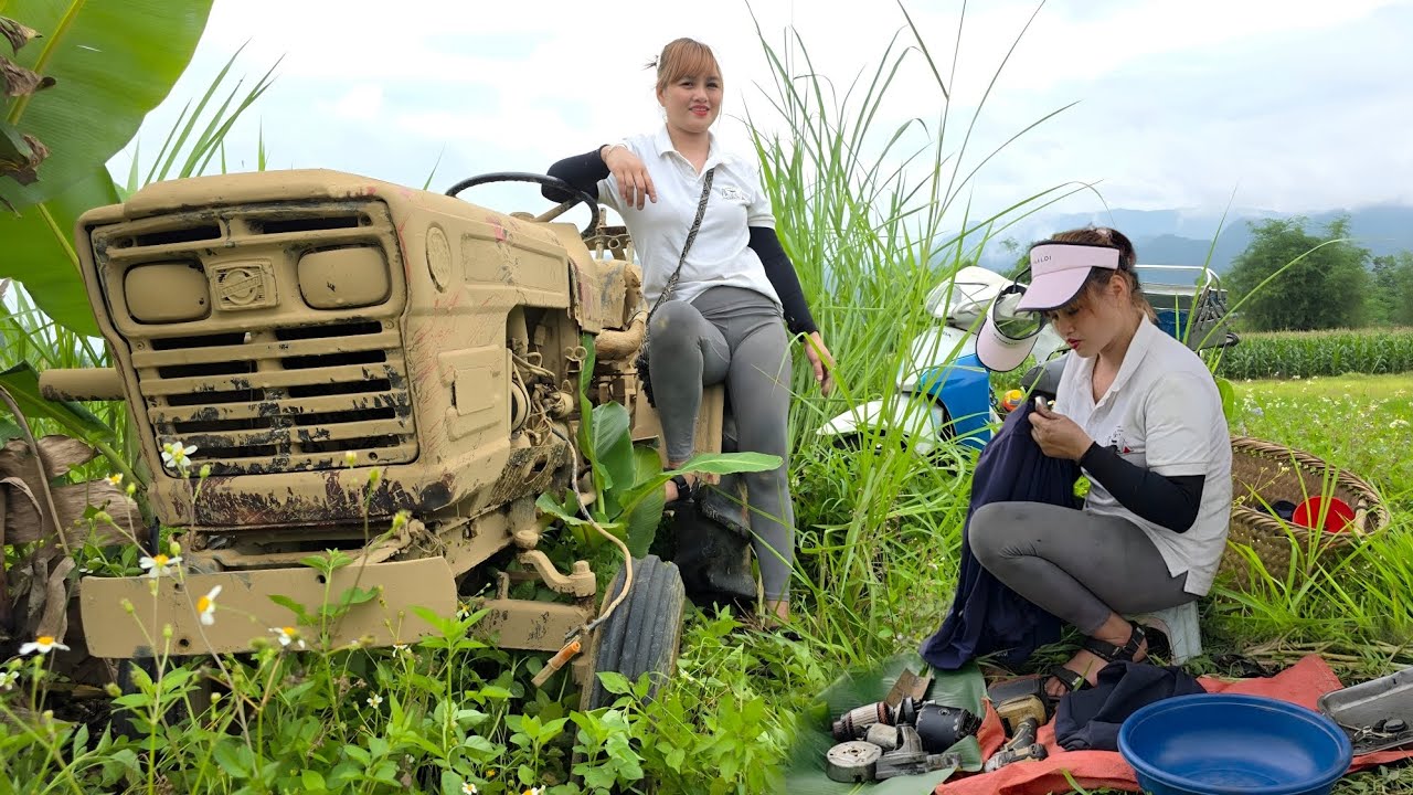 The girl repaired and restored the plow has been abandoned for a long time.